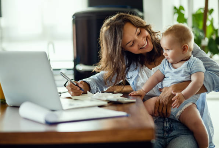 Jak organizować czas, gdy pracujesz zdalnie i masz małe dzieci